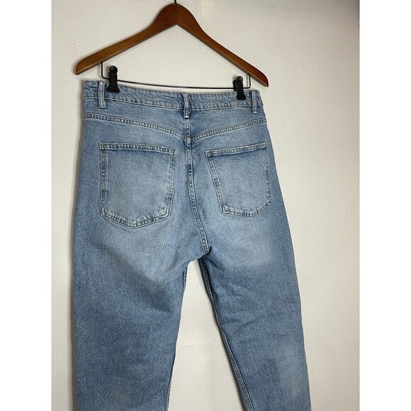 Zara Women's 10 High Rise Cropped Light Wash Denim Jeans - Picture 6 of 6